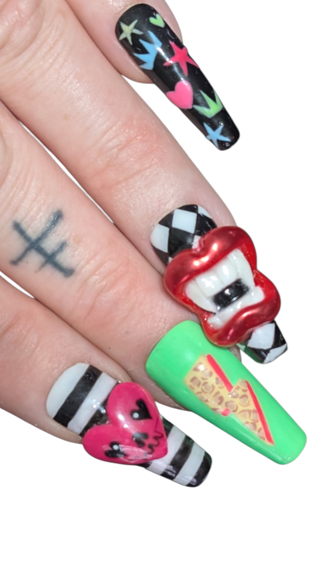 Pretty Twisted | 3D Press on Nails