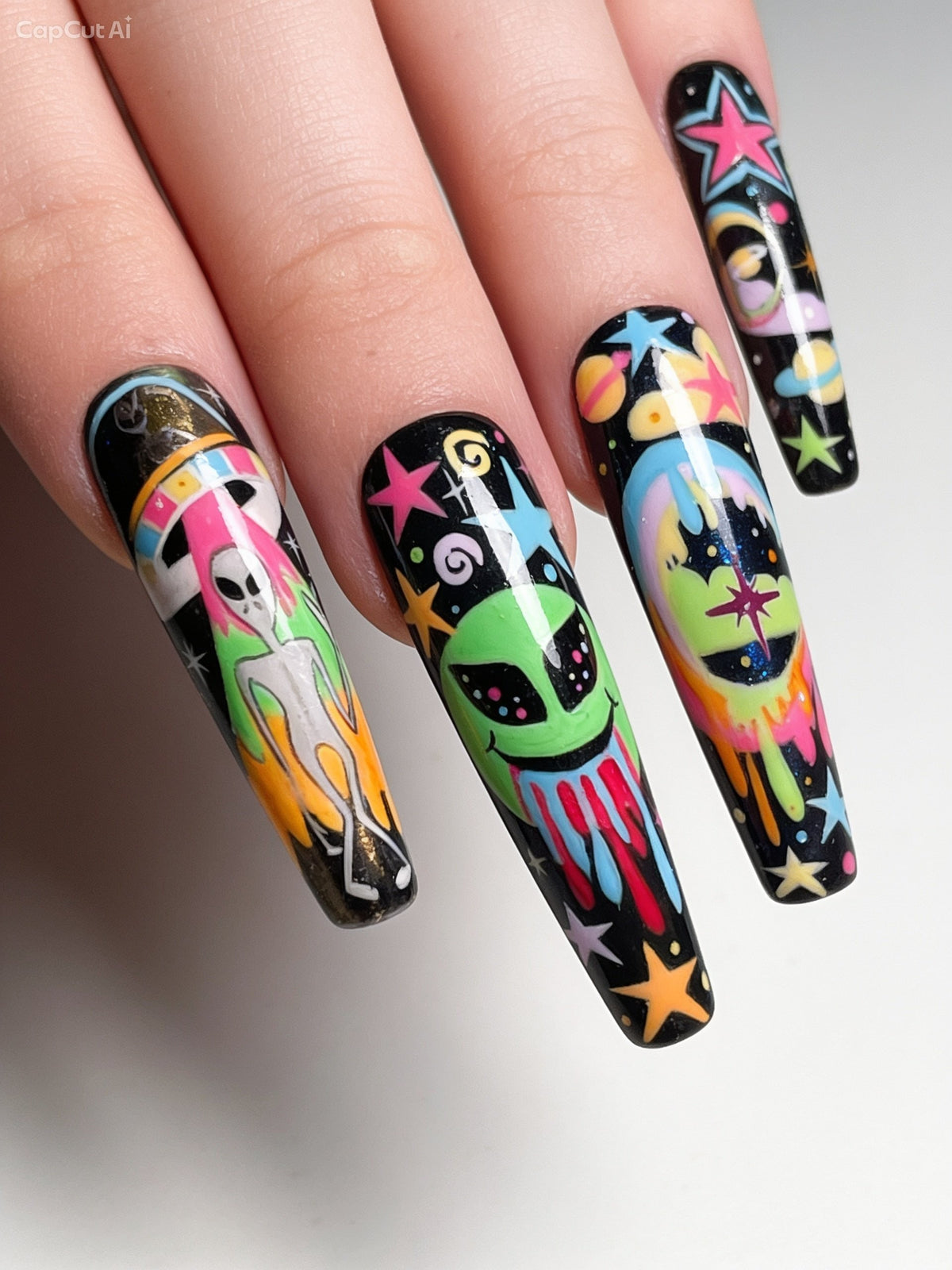 Alien Invasion | Press On Nails