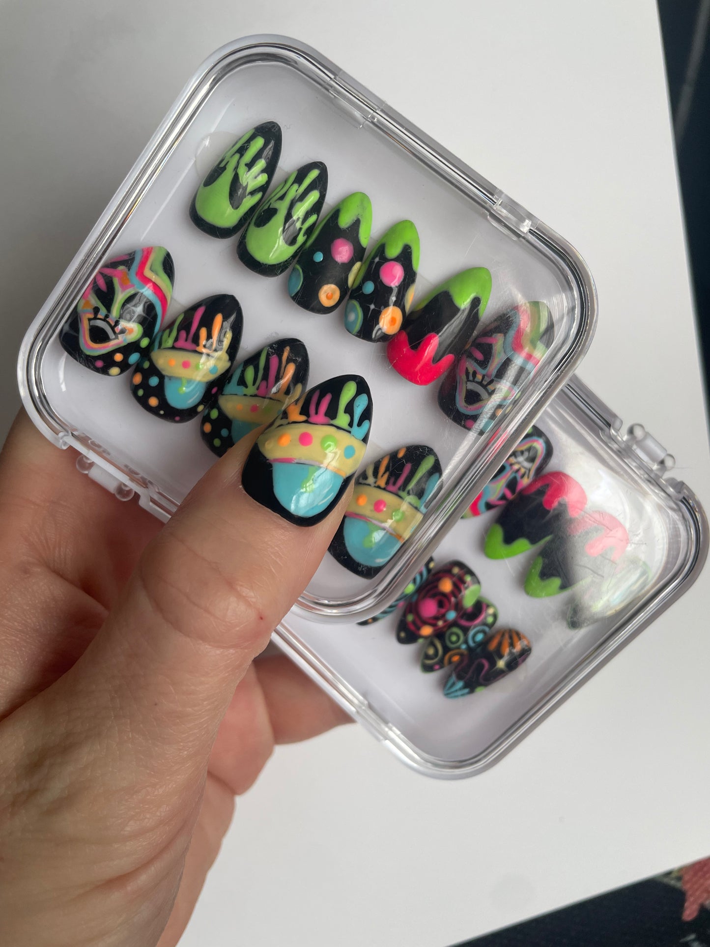 Cosmic Drip Press On Nails